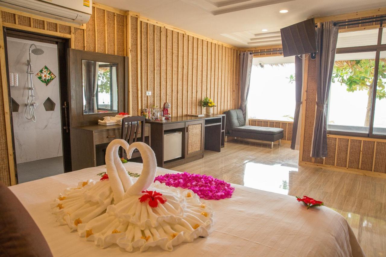 Adarin Beach Resort Mae Nam Exterior foto